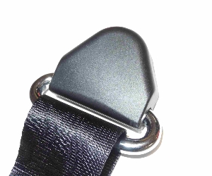 Dreipunkt Automatik Sicherheitsgurt, Gurtbandfarbe beige, mit 22 cm langer  Gurtpeitsche und Befestigungsmaterial 